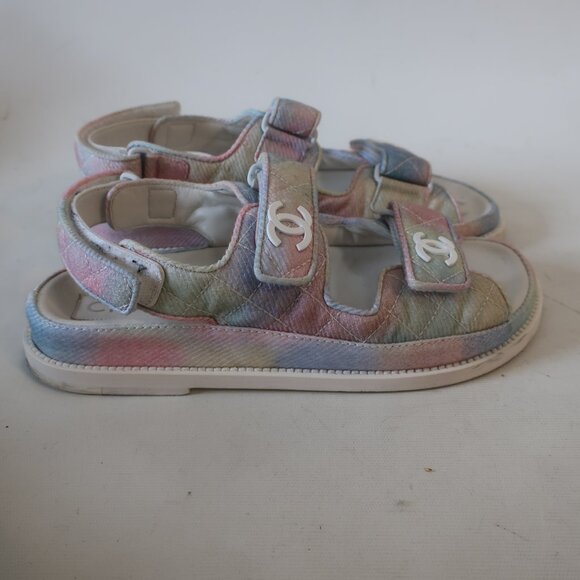 Women Chanel Rainbow Printed Fabric Quilted Interlocked CC Dad Sandals 37 US/6 - Picture 3 of 16